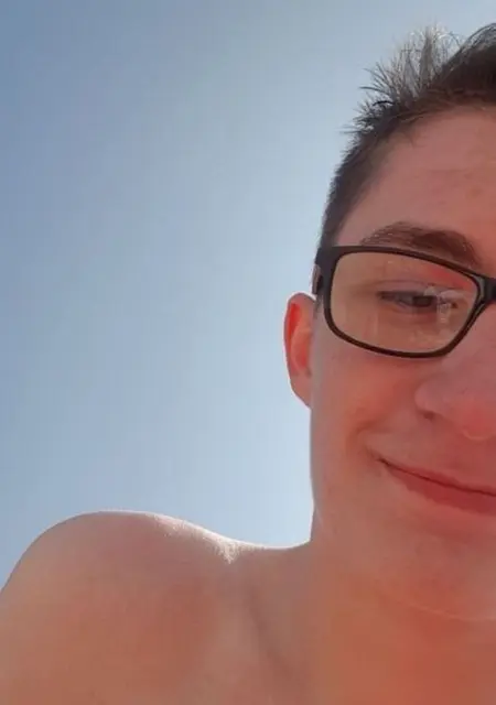 Lewis из Лондона