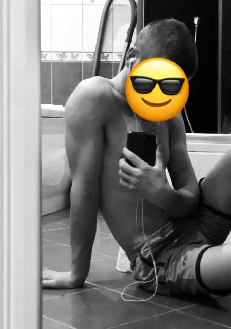 Я Коля, 28, из Мукачева, ищу знакомства без обязательств