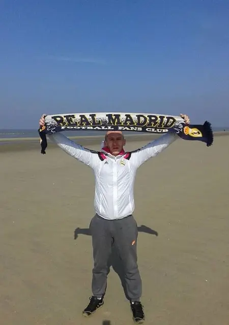 Я Grzegorz, 37, знакомлюсь в Варшаве