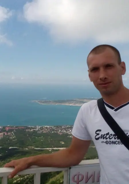 Я Сергей, 39, из Бобруйска, ищу знакомства без обязательств