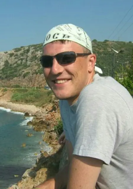 Алекс из Дубровно, ищу на сайте знакомства на одну ночь