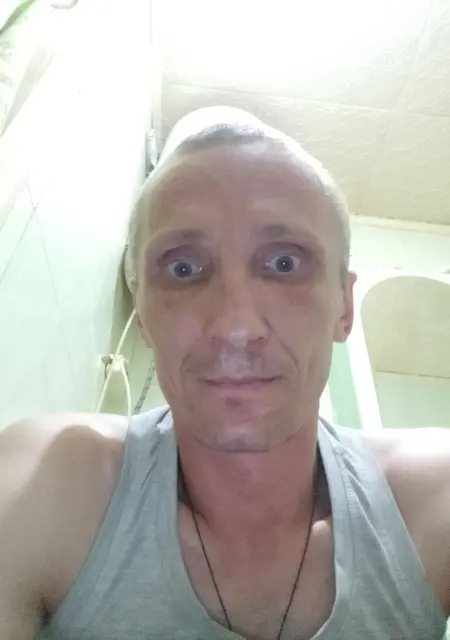 Я Денис, 41, знакомлюсь без обязательств в Караганде