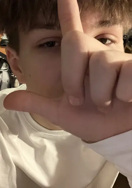 Из Франкфурта-на-майне, мне 25, познакомлюсь