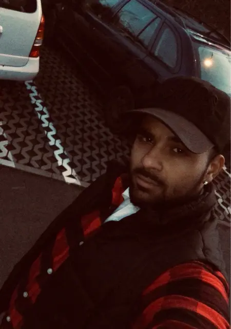 Я Kevin Kemal, 27, знакомлюсь для совместных путешествий в Острове