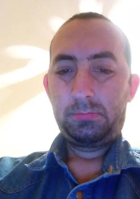 Я Radu, 41, знакомлюсь в Бухаресте