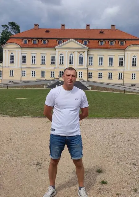 Виталий из Волковыска, ищу на сайте знакомства без обязательств