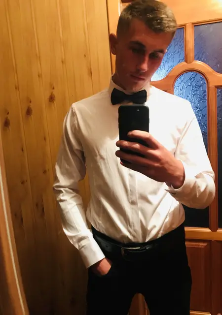 Віктор з Львова, мені 27 років, познайомлюсь для приємного проведення часу